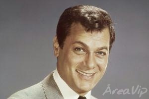 Ator americano Tony Curtis morre aos 85 anos