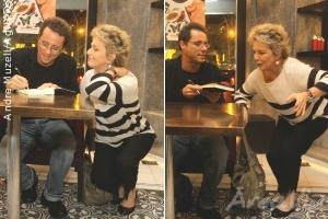 Irene Ravache leva um tombo durante sessão de autógrafo de Tony Belotto