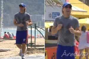 Bon Jovi corre na orla de Ipanema