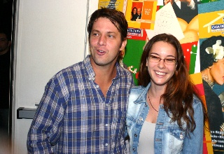 Regiane Alves prestigia o lançamento do CD da banda de Mário Frias