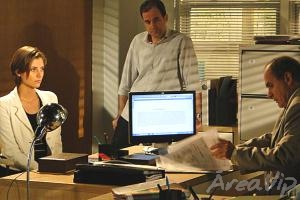 Passione: Lorena mente em depoimento e livra a cara de Stela e Agnello