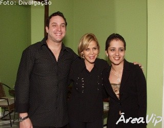 Inaugura em SP a primeira unidade da M&R Martin Coiffeur